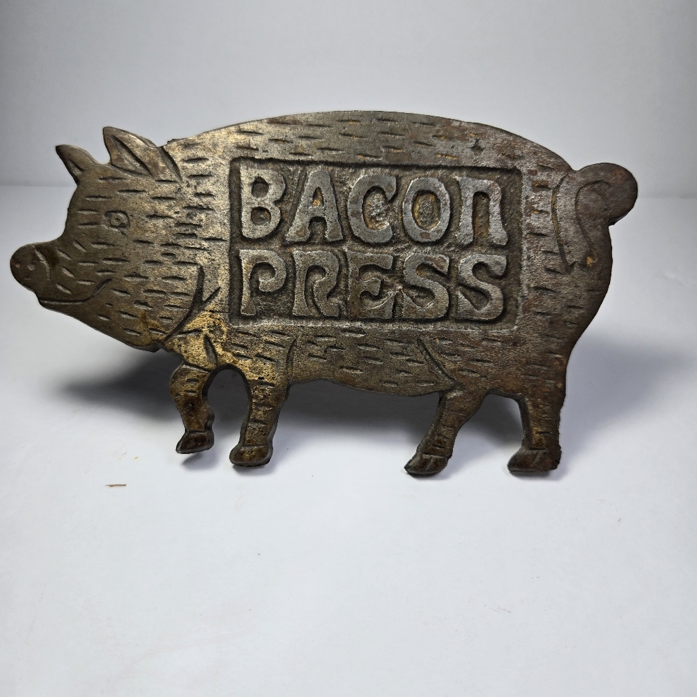 Vintage Cast Iron Bacon Press Pig Shaped Wooden Handle